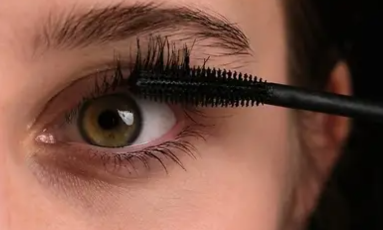 Unveiling Your Best Look: The Power of the Right Wimpernkleber